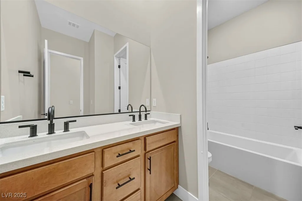 669 Stowell, Las Vegas, NV 89138