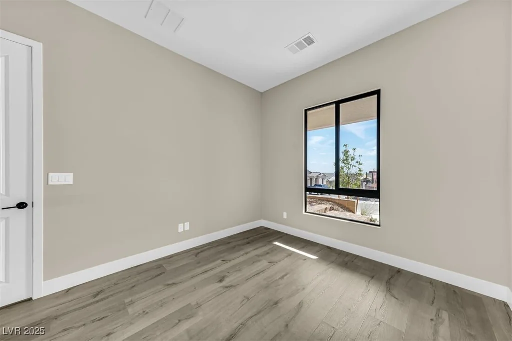669 Stowell, Las Vegas, NV 89138