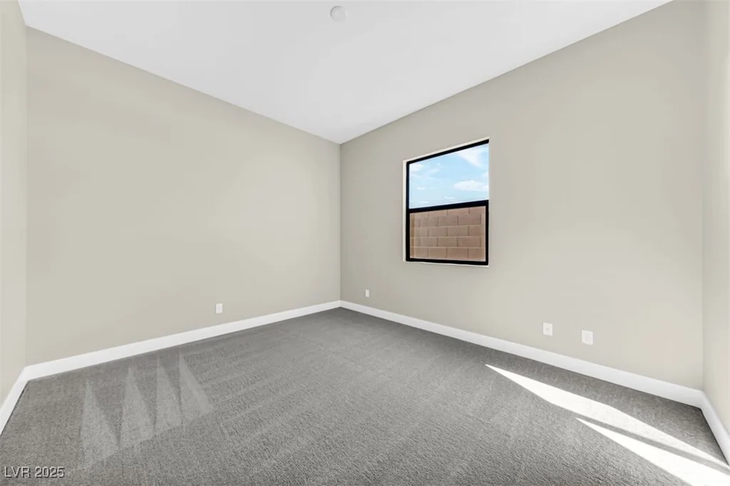 669 Stowell, Las Vegas, NV 89138