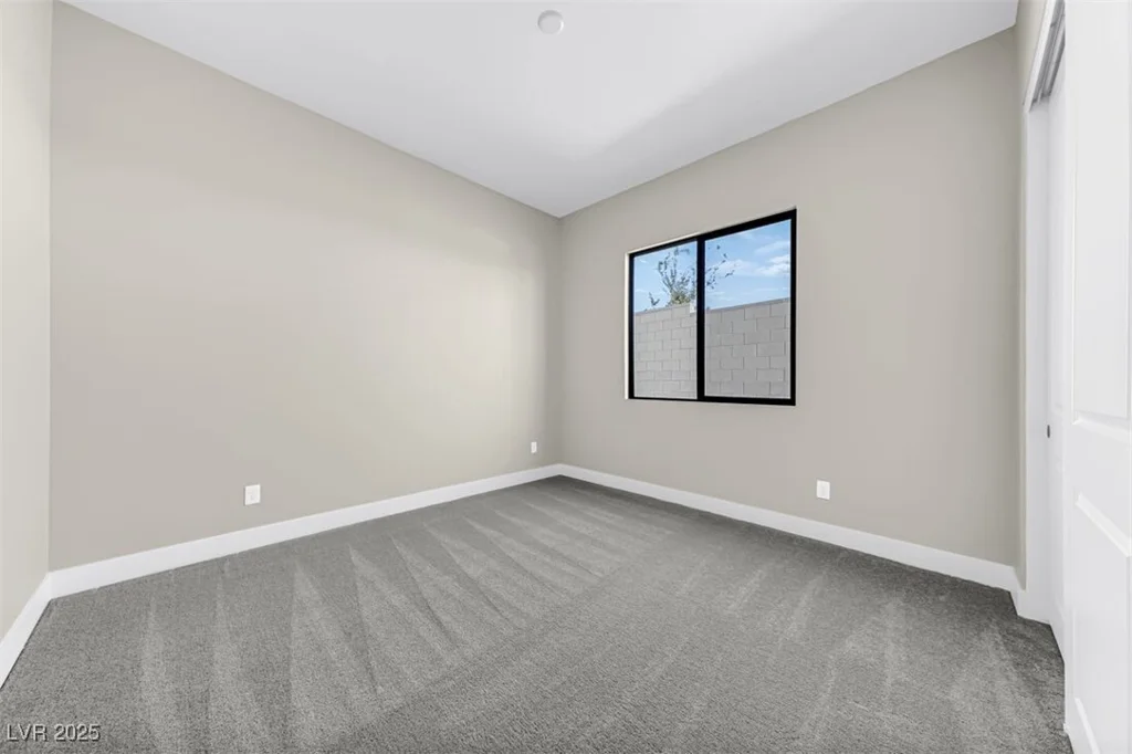 669 Stowell, Las Vegas, NV 89138