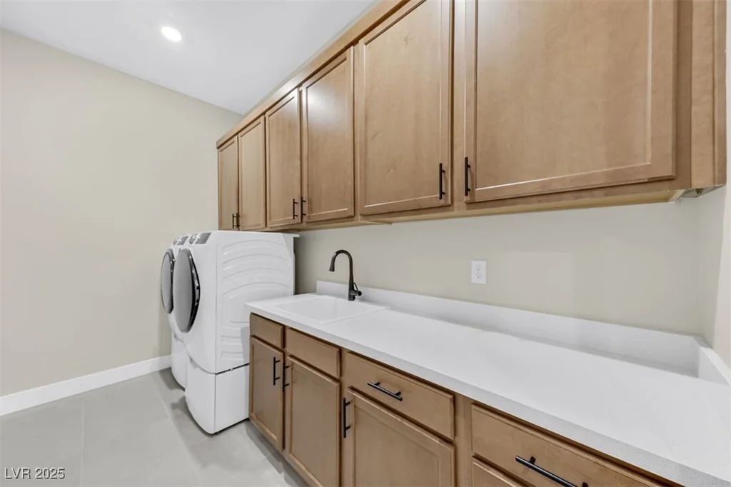669 Stowell, Las Vegas, NV 89138
