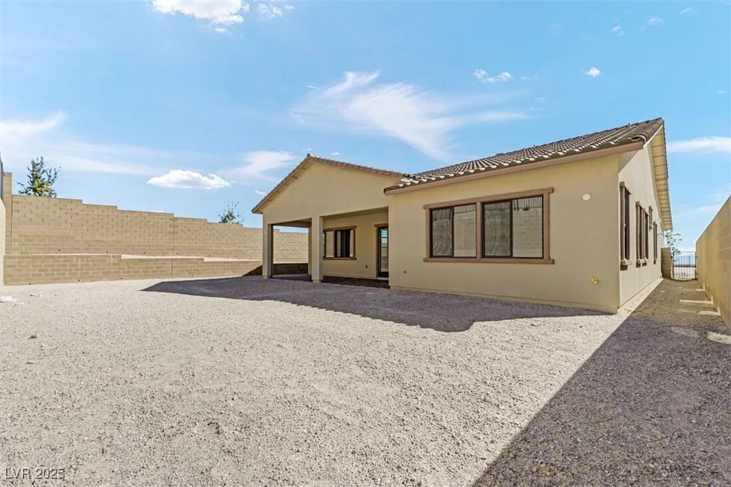 669 Stowell, Las Vegas, NV 89138