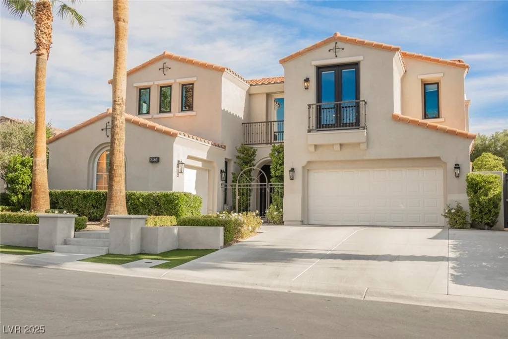 2486 Grassy Spring, Las Vegas, NV 89135
