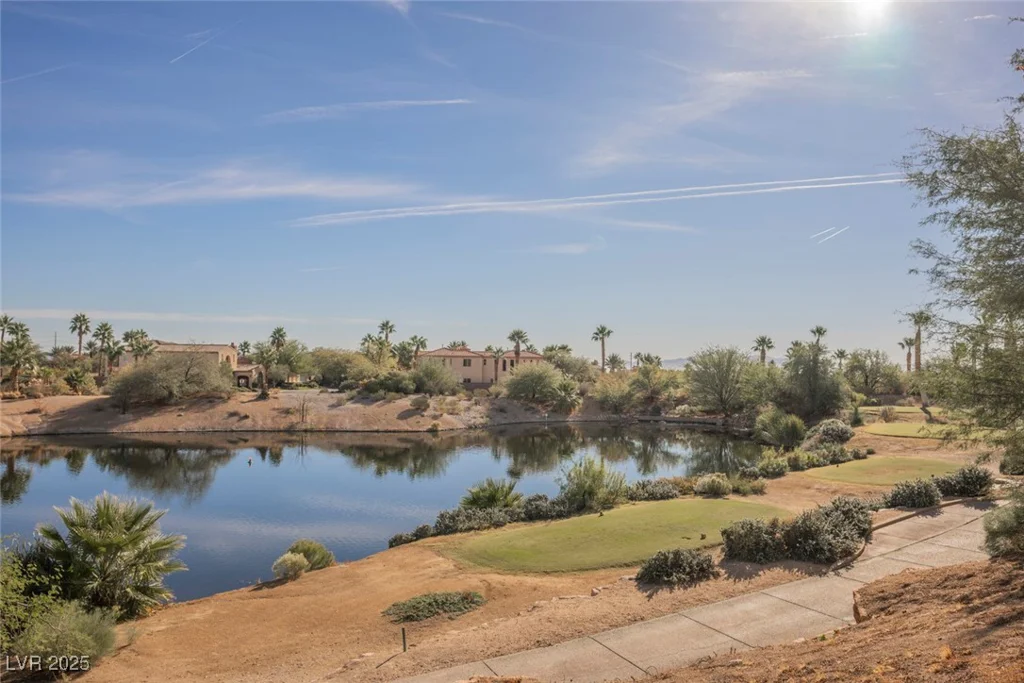 2486 Grassy Spring, Las Vegas, NV 89135