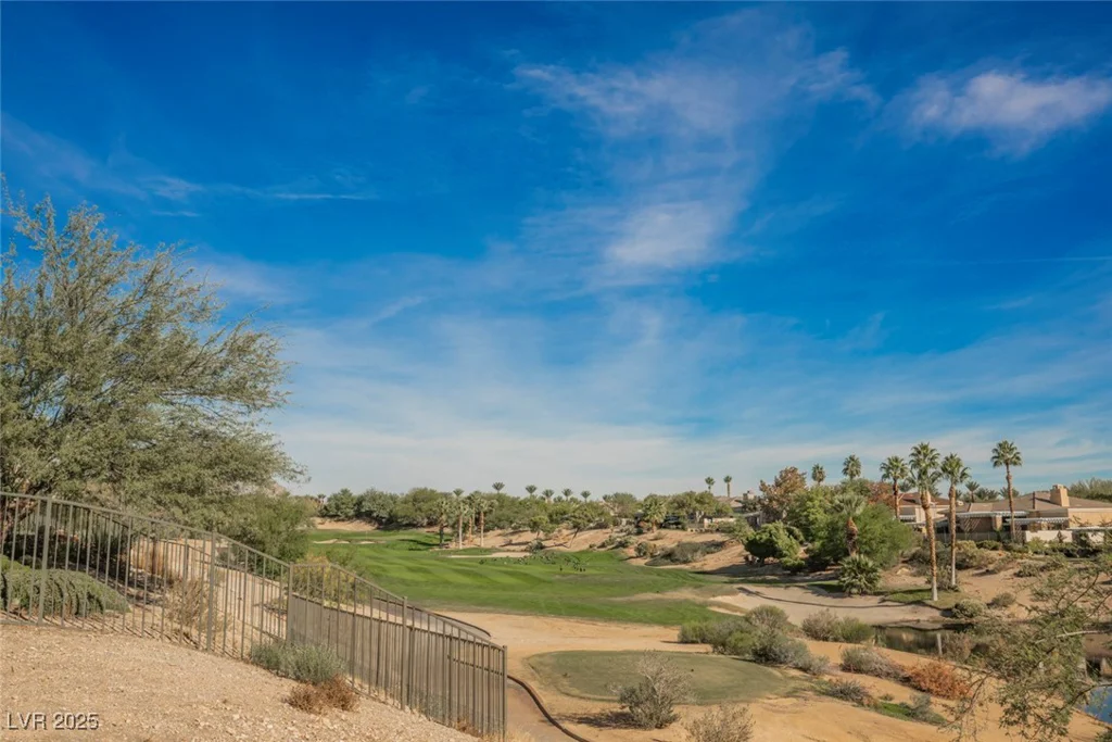 2486 Grassy Spring, Las Vegas, NV 89135
