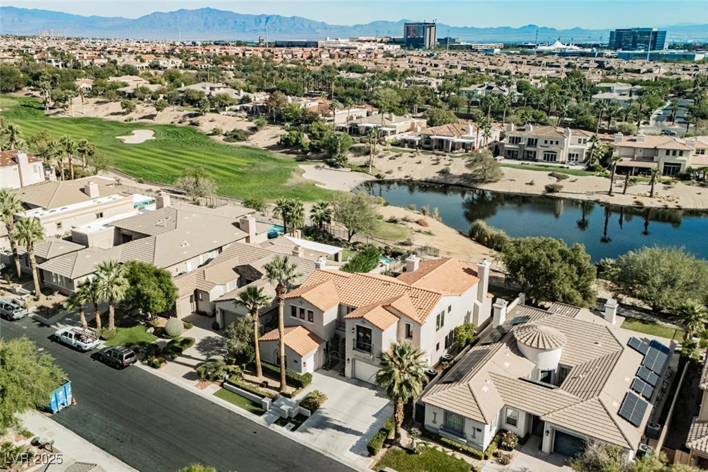 2486 Grassy Spring, Las Vegas, NV 89135