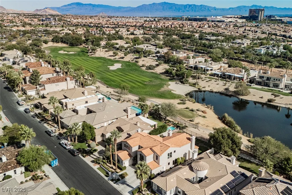 2486 Grassy Spring, Las Vegas, NV 89135