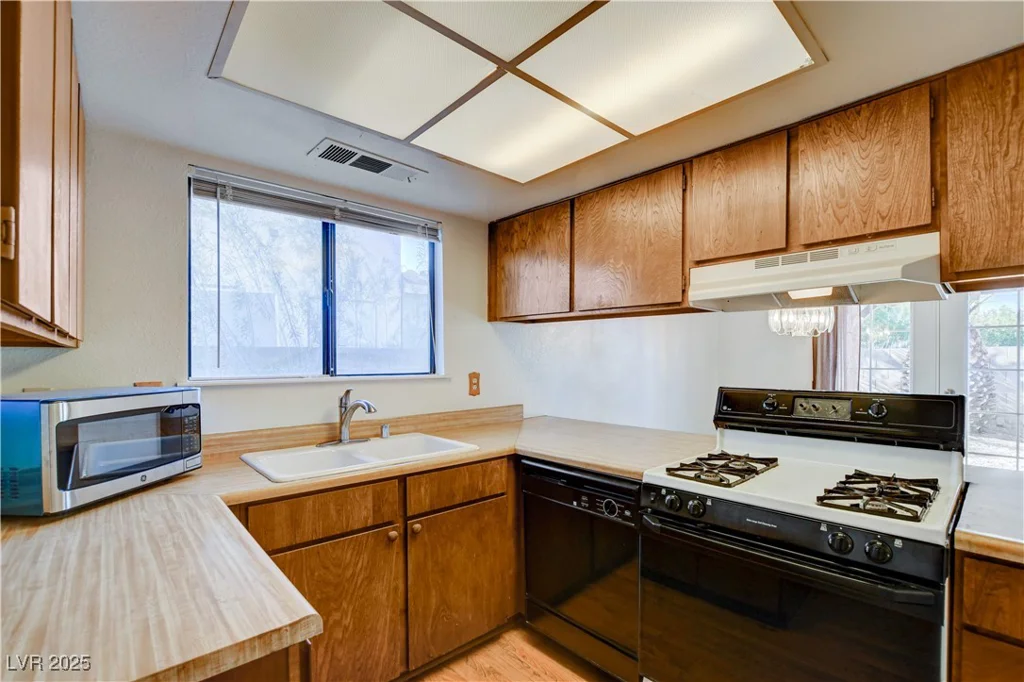 511 Chelsea, Henderson, NV 89014