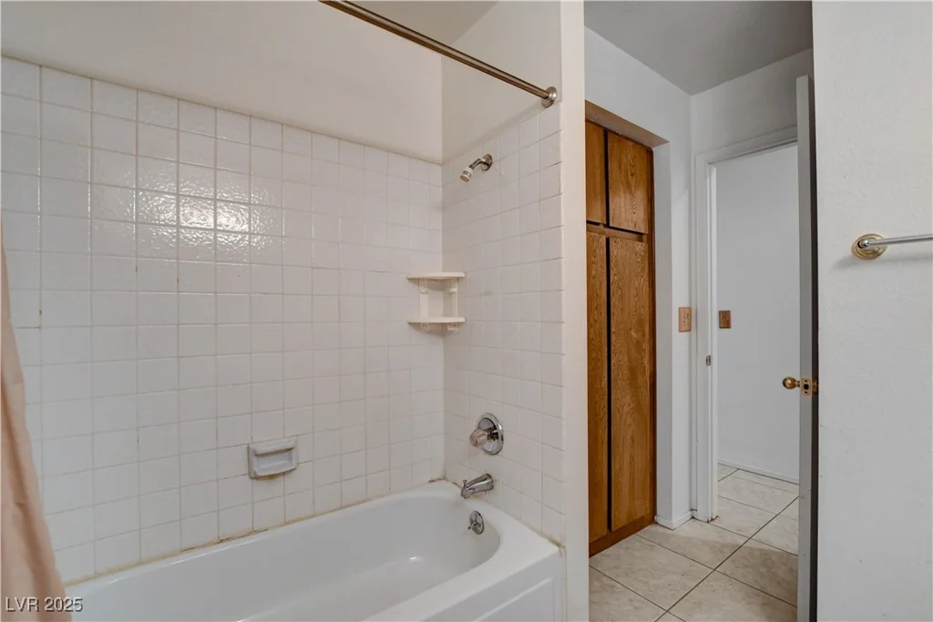 511 Chelsea, Henderson, NV 89014