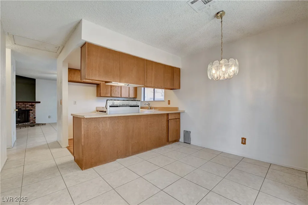 511 Chelsea, Henderson, NV 89014