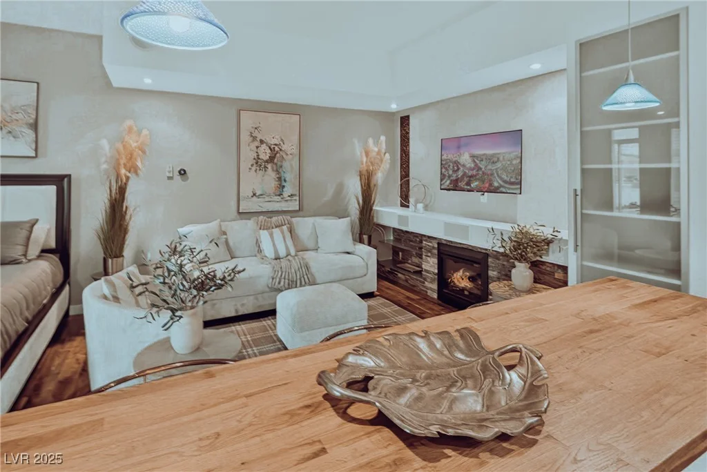 3111 Bel Air, Las Vegas, NV 89109