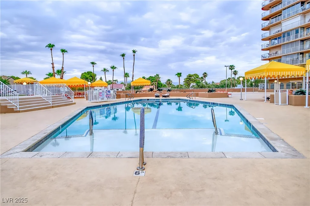 3111 Bel Air, Las Vegas, NV 89109