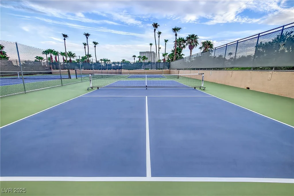 3111 Bel Air, Las Vegas, NV 89109