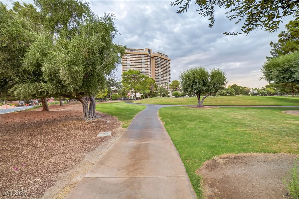 3111 Bel Air, Las Vegas, NV 89109