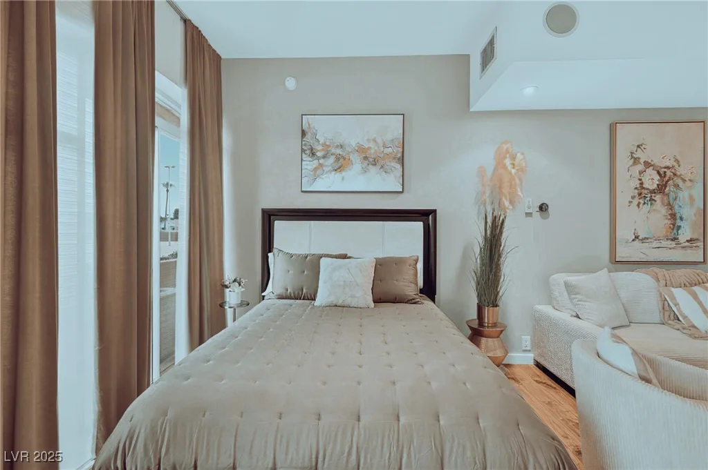 3111 Bel Air, Las Vegas, NV 89109