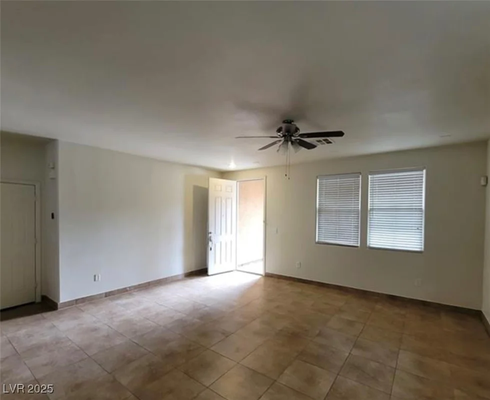 2312 Scissortail, North Las Vegas, NV 89084