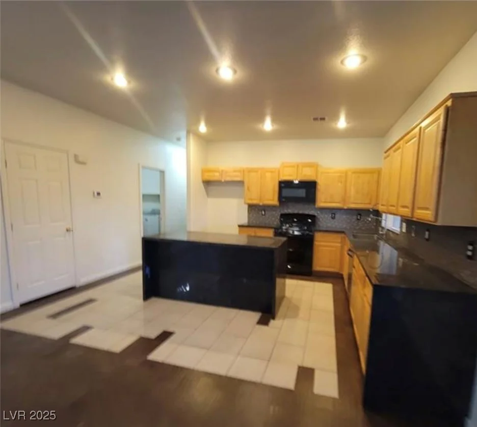 4116 Mattray, North Las Vegas, NV 89032