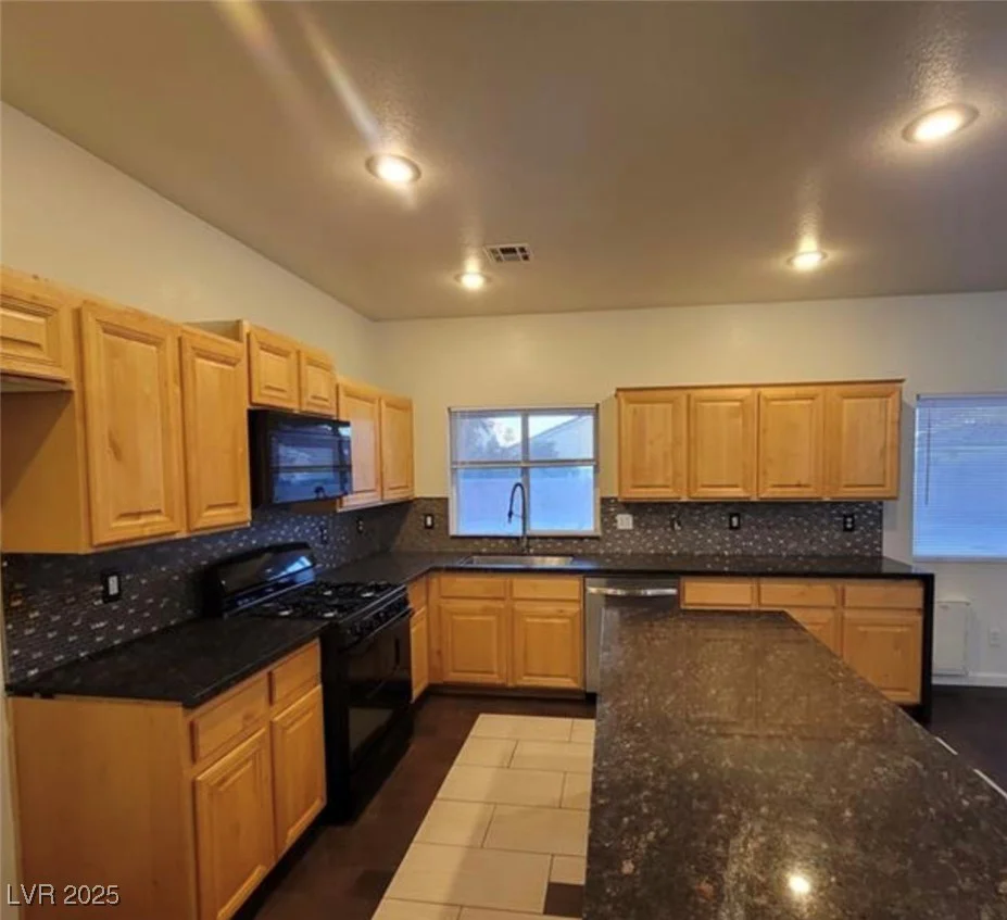 4116 Mattray, North Las Vegas, NV 89032