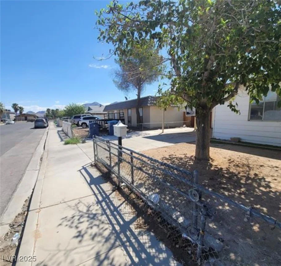 4555 Payson, Las Vegas, NV 89115