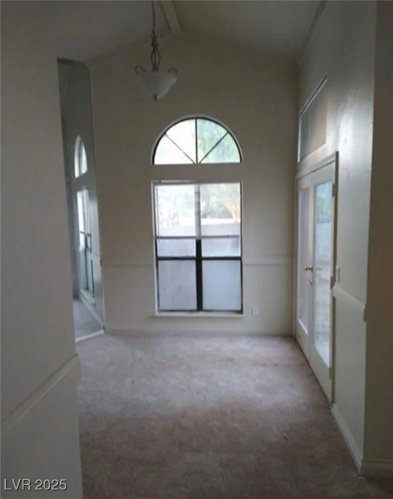 6645 Telegraph, Las Vegas, NV 89108