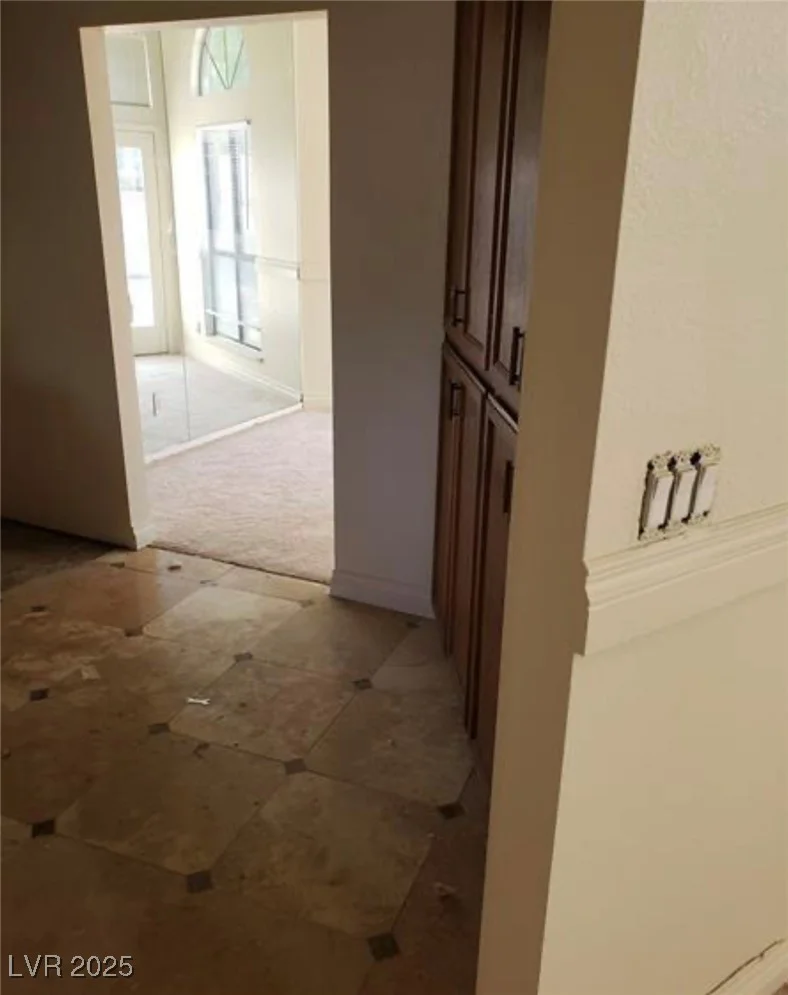 6645 Telegraph, Las Vegas, NV 89108