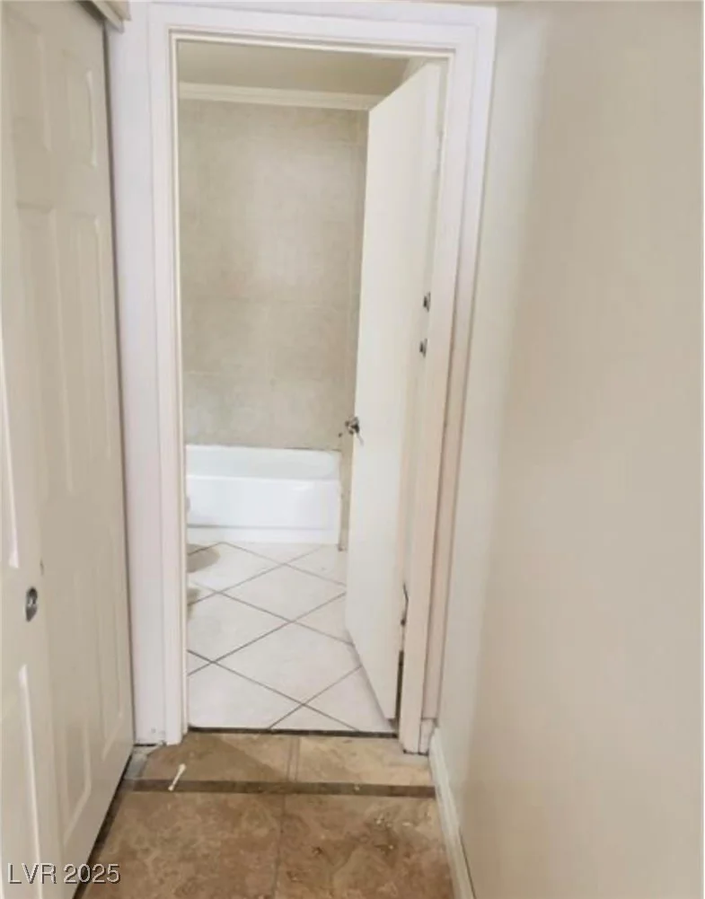 6645 Telegraph, Las Vegas, NV 89108