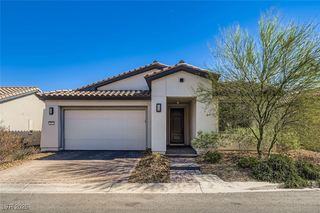 116 Lake Oasis, Henderson, NV 89011