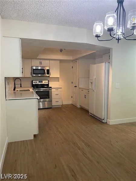 4488 Los Reyes, Las Vegas, NV 89121