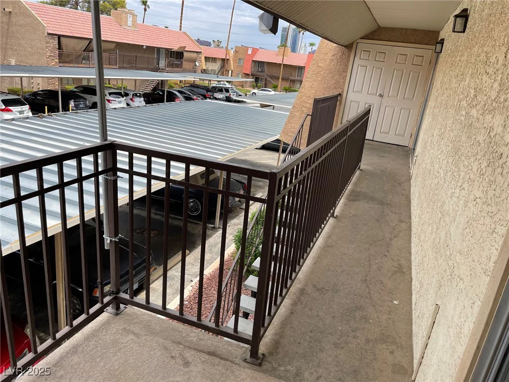 5427 Indian River, Las Vegas, NV 89103