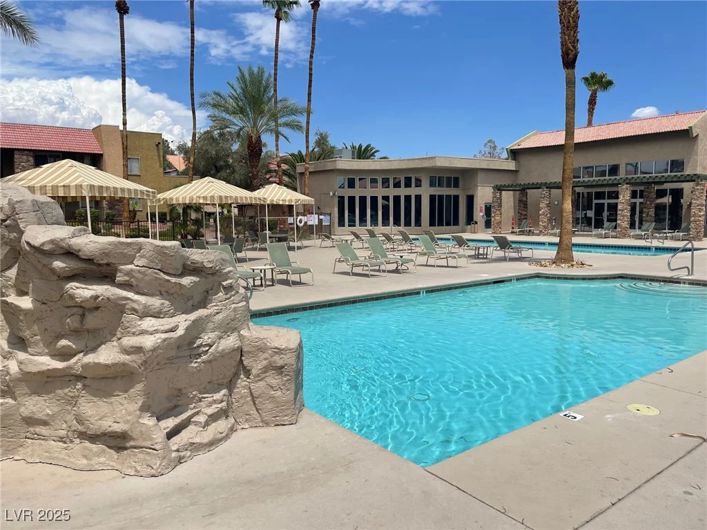 5427 Indian River, Las Vegas, NV 89103