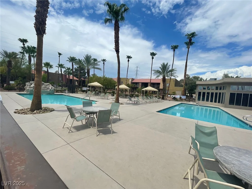 5427 Indian River, Las Vegas, NV 89103