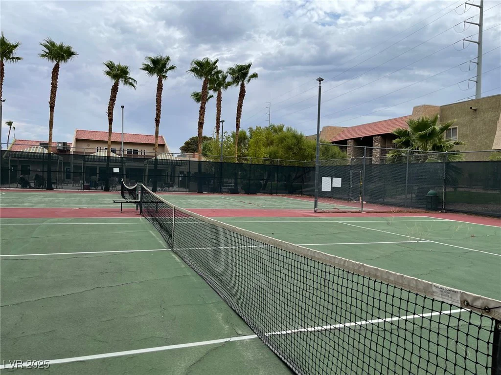 5427 Indian River, Las Vegas, NV 89103