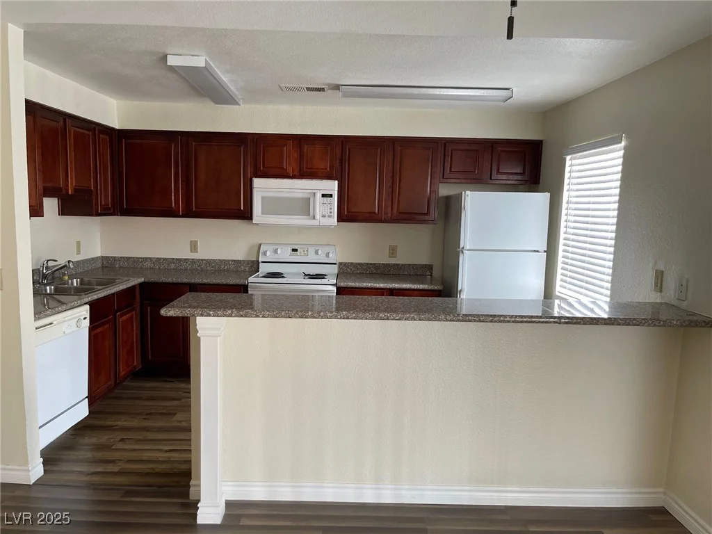 5427 Indian River, Las Vegas, NV 89103