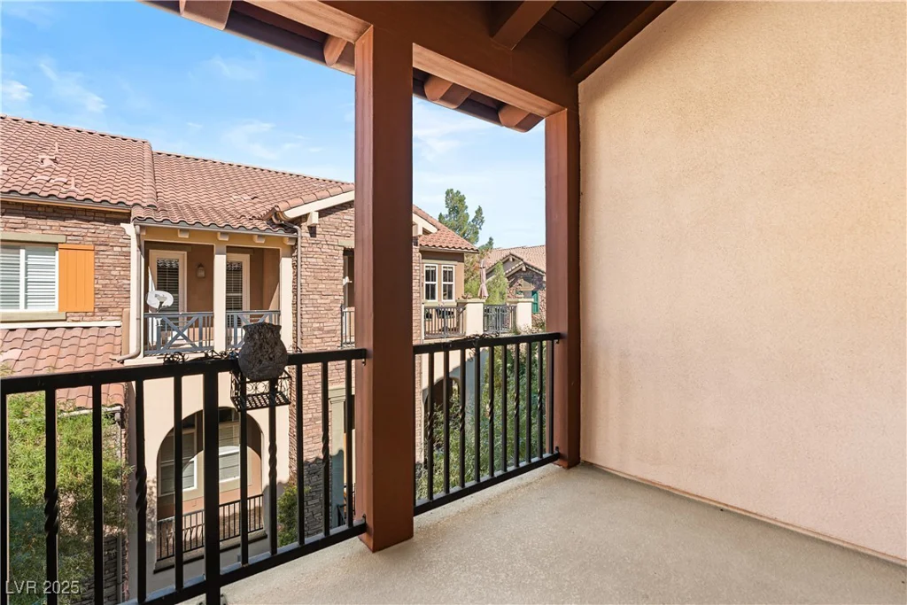 8 Via Vita Bella, Henderson, NV 89011