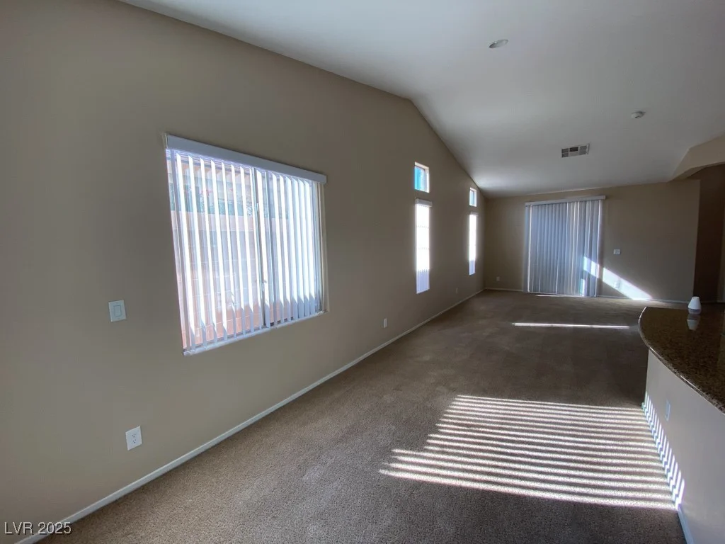 3809 Bracebridge Falls, North Las Vegas, NV 89085