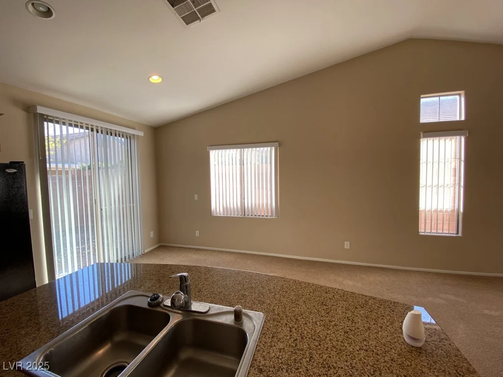 3809 Bracebridge Falls, North Las Vegas, NV 89085