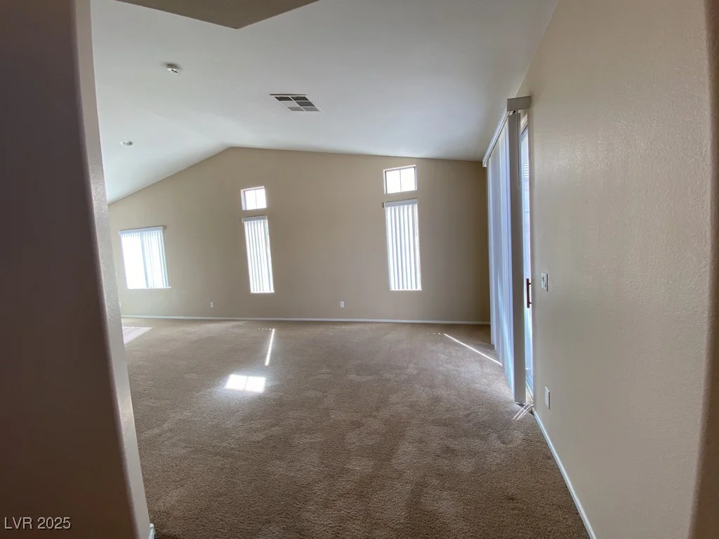 3809 Bracebridge Falls, North Las Vegas, NV 89085