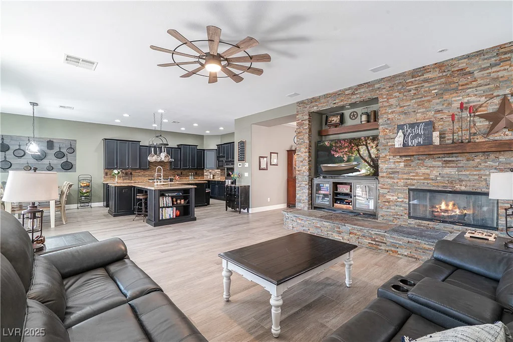 6524 Convinto, Las Vegas, NV 89131