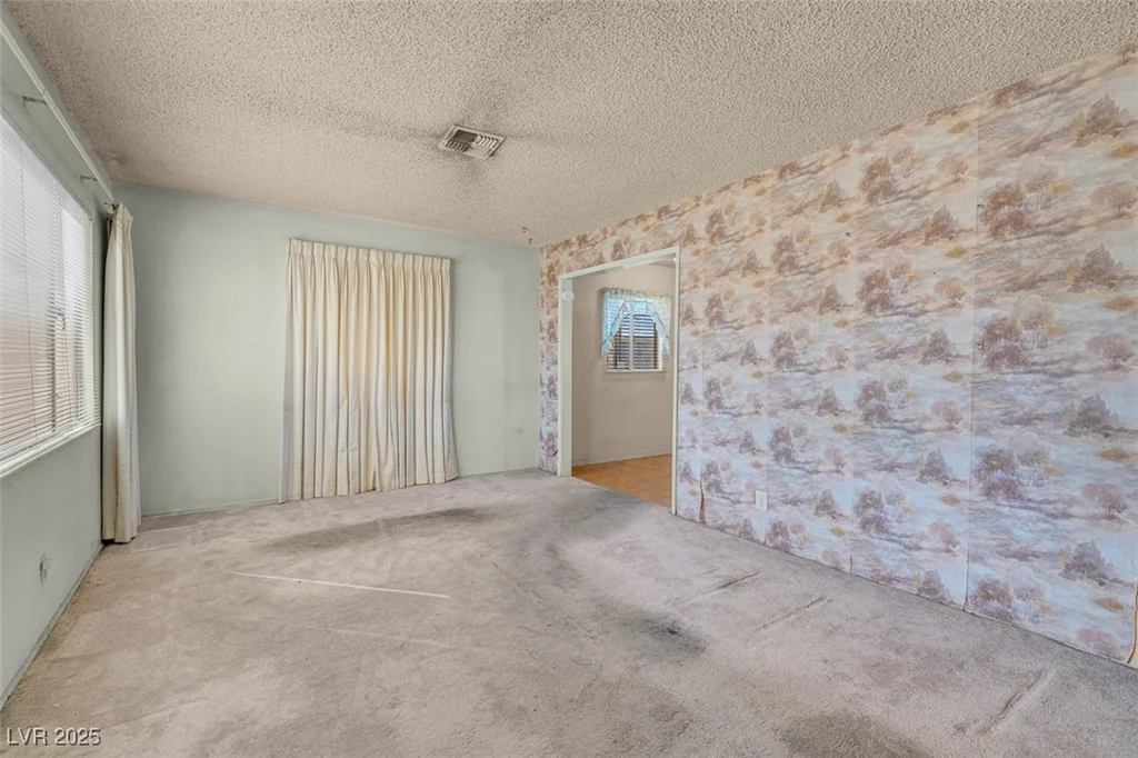 32 Mallory, Henderson, NV 89015