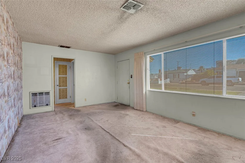 32 Mallory, Henderson, NV 89015