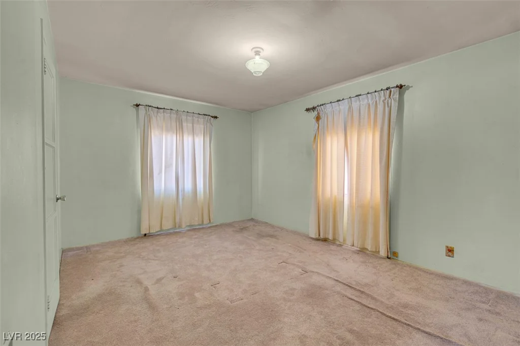 32 Mallory, Henderson, NV 89015