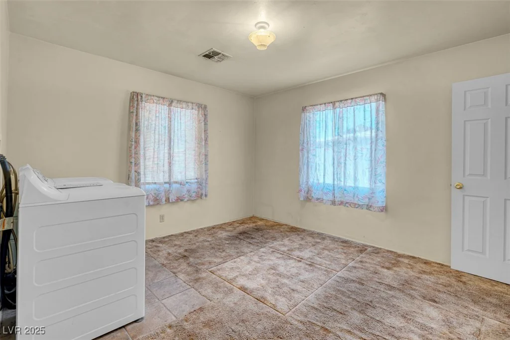 32 Mallory, Henderson, NV 89015