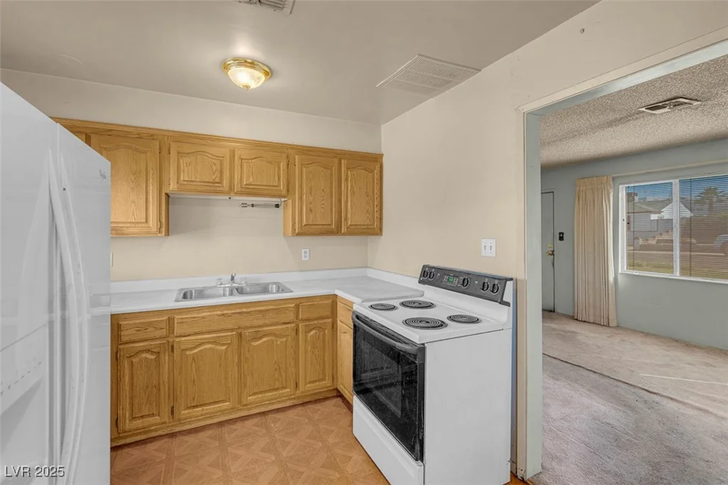 32 Mallory, Henderson, NV 89015