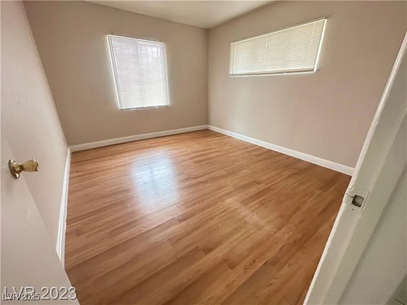 2013 Bracken, Las Vegas, NV 89104