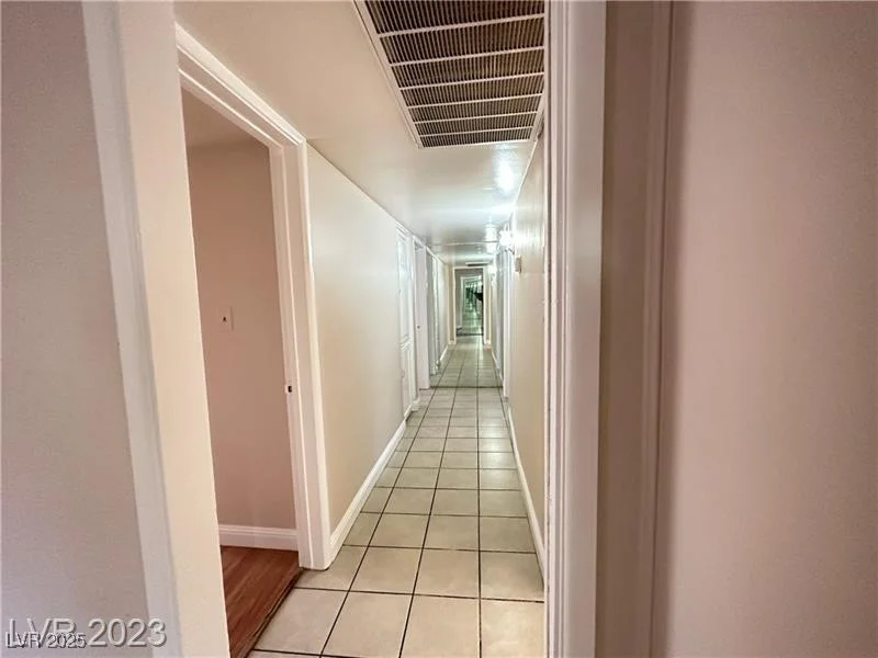 2013 Bracken, Las Vegas, NV 89104