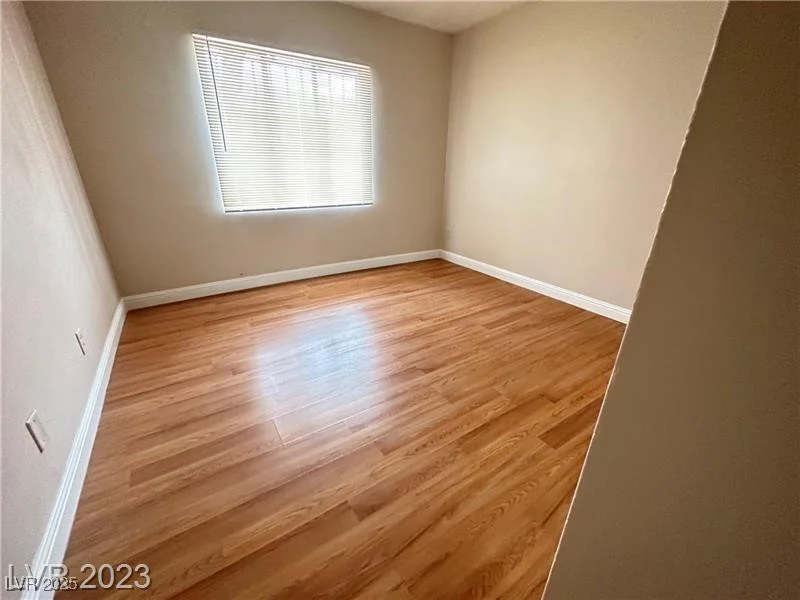 2013 Bracken, Las Vegas, NV 89104