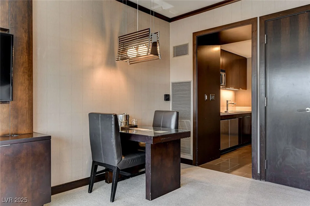 2600 Harmon, Las Vegas, NV 89158