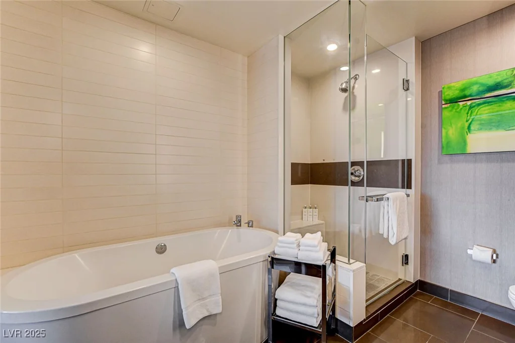2600 Harmon, Las Vegas, NV 89158