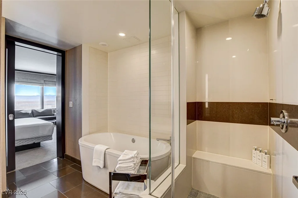 2600 Harmon, Las Vegas, NV 89158