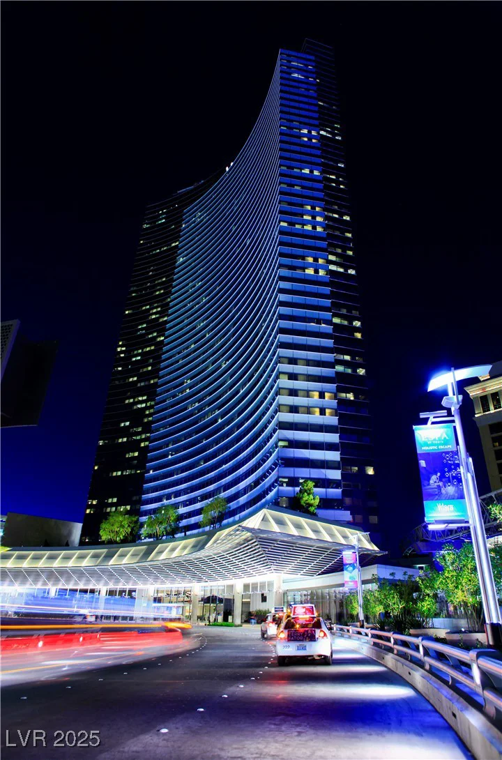 2600 Harmon, Las Vegas, NV 89158